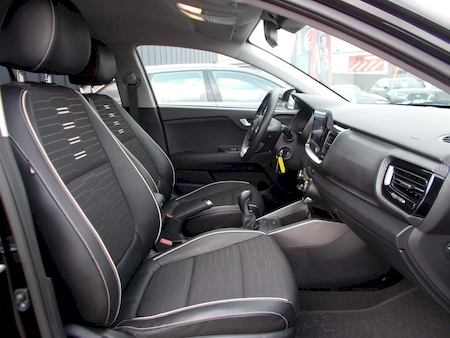 KIA STONIC 1.0 T-GDI 100 CV GT LINE *********** 1 ERE MAIN AVEC SEULEMENT 10730 KMS **********